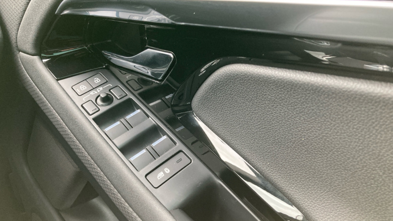 Land Rover Range Rover Evoque 2.0 D200 Evoque Edition 5dr Auto Diesel Hatchback